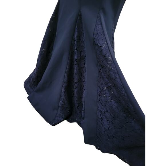 Eliza J Laguna Gown Women’s 4 Navy Blue Crepe Lace Inset Mermaid Trumpet‎ Dress - Picture 8 of 15